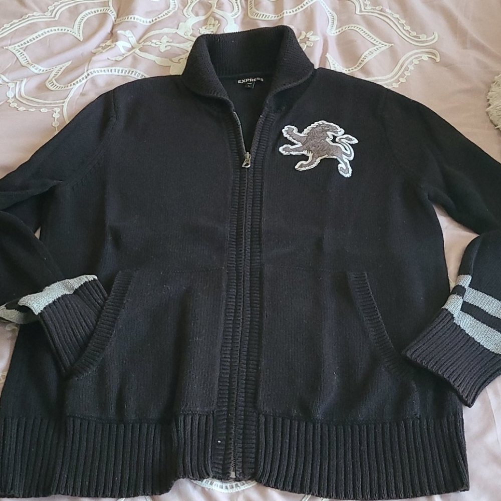 Men's Express Sweater - Picture 2 of 4